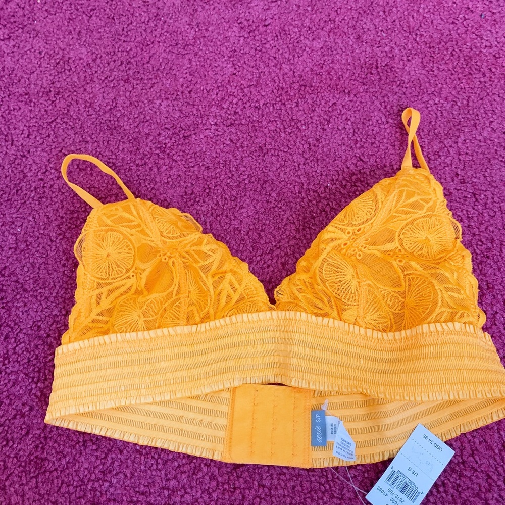 Aerie small orange top
